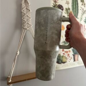 HydroJug x Fabletics LUXE360 Dried Sage 40oz Traveler New